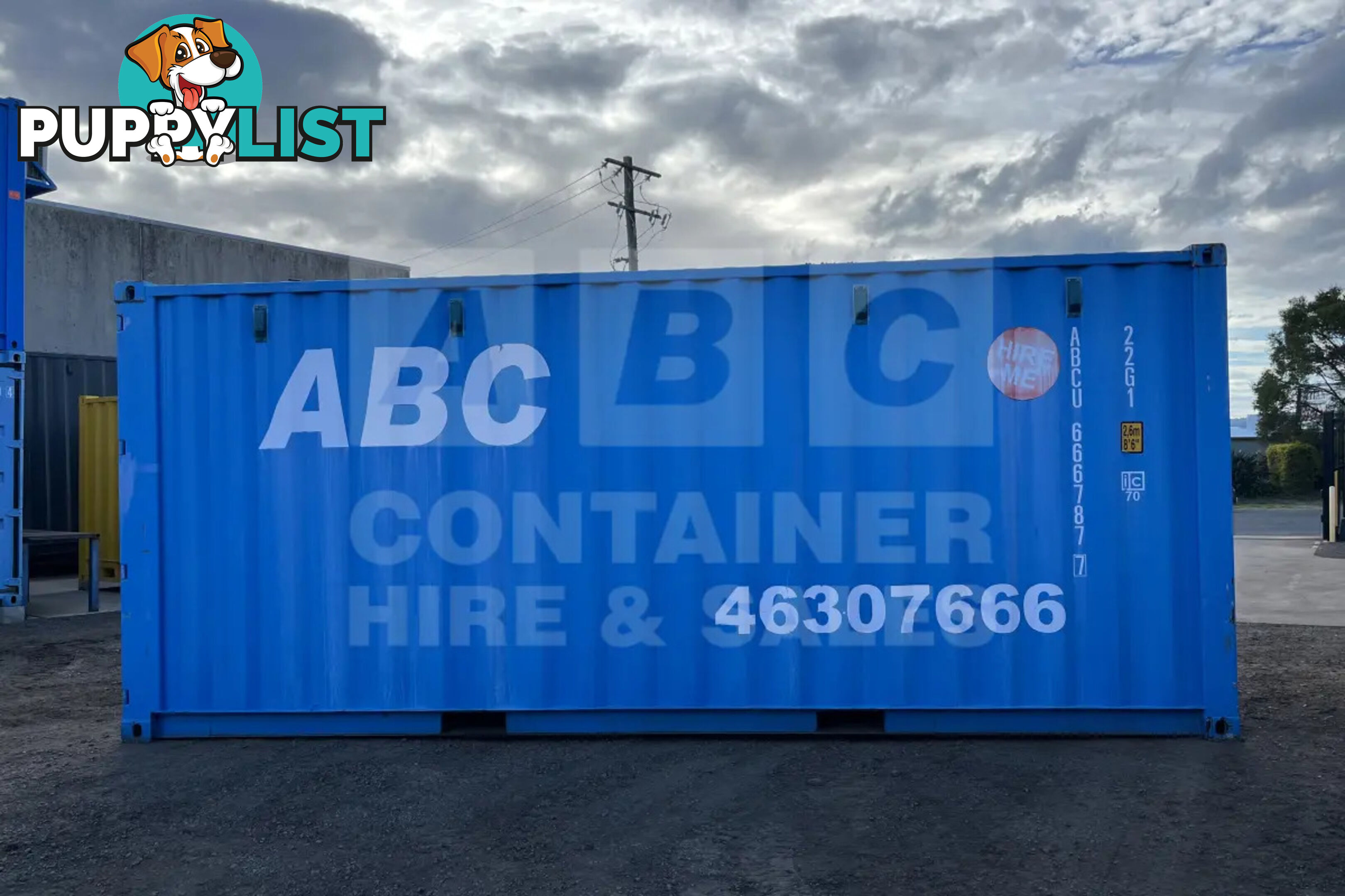 20' STANDARD HEIGHT SHIPPING CONTAINER - in Toowoomba