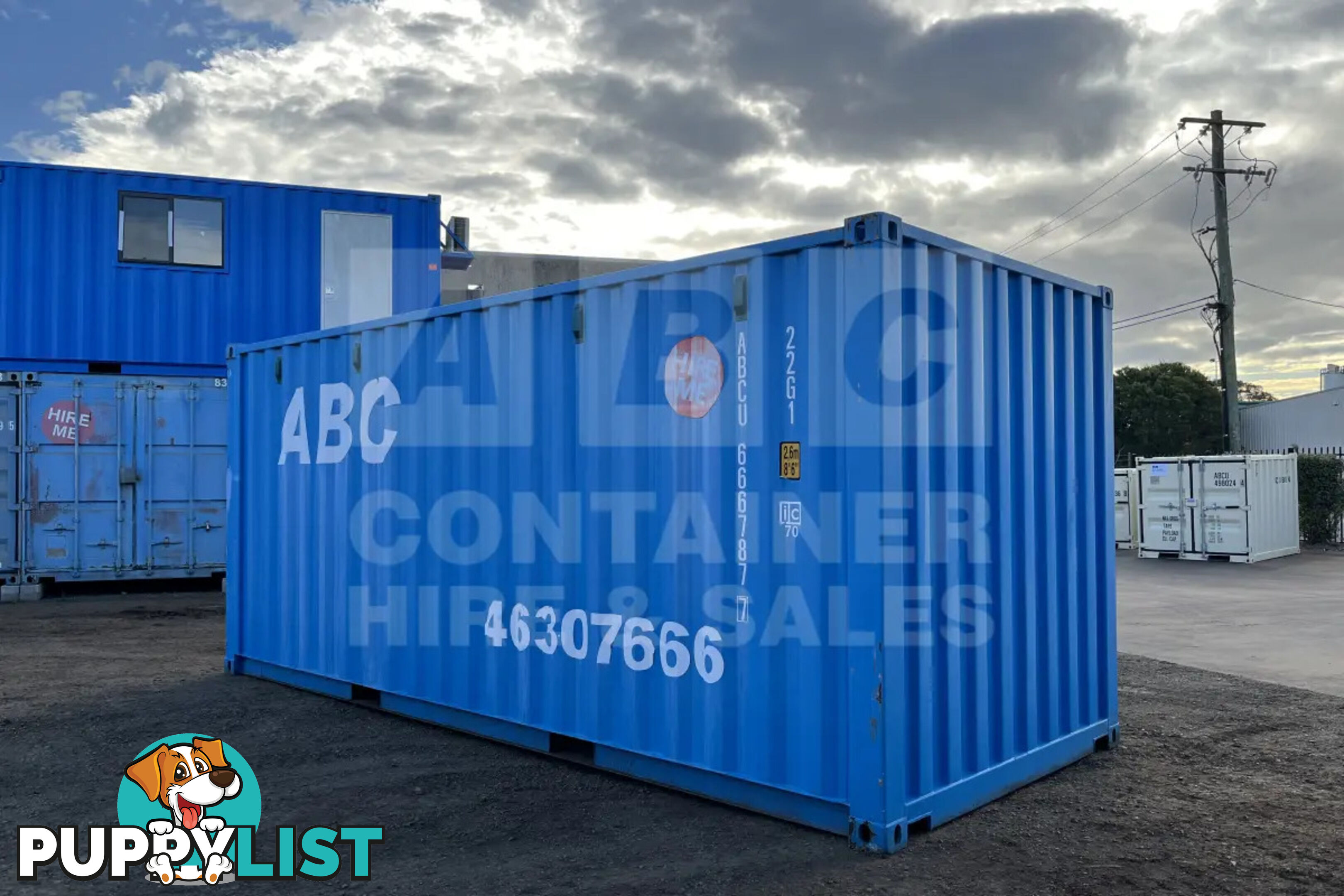 20' STANDARD HEIGHT SHIPPING CONTAINER - in Toowoomba