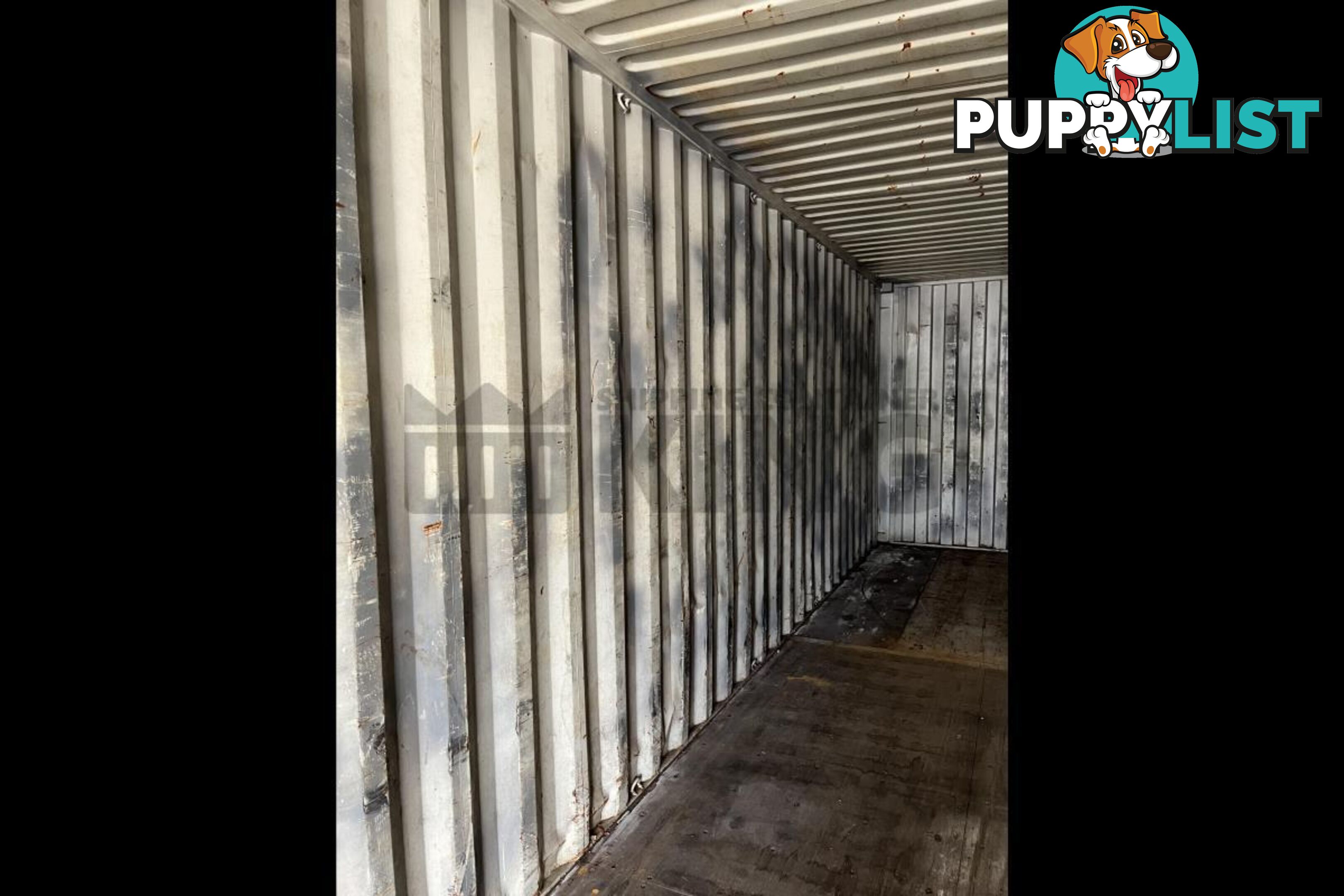 40' HIGH CUBE SHIPPING CONTAINER