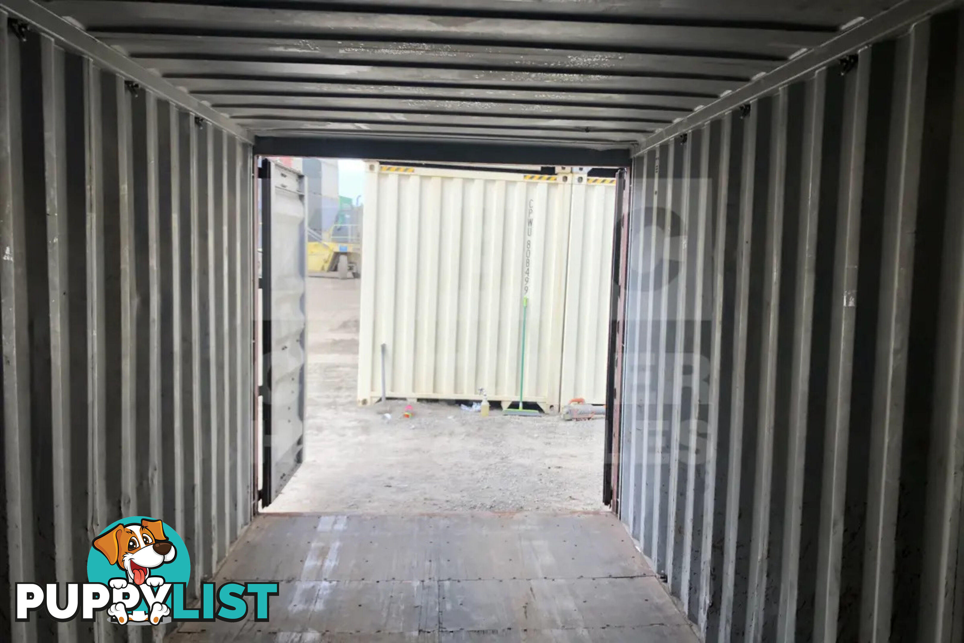 20' STANDARD HEIGHT SHIPPING CONTAINER