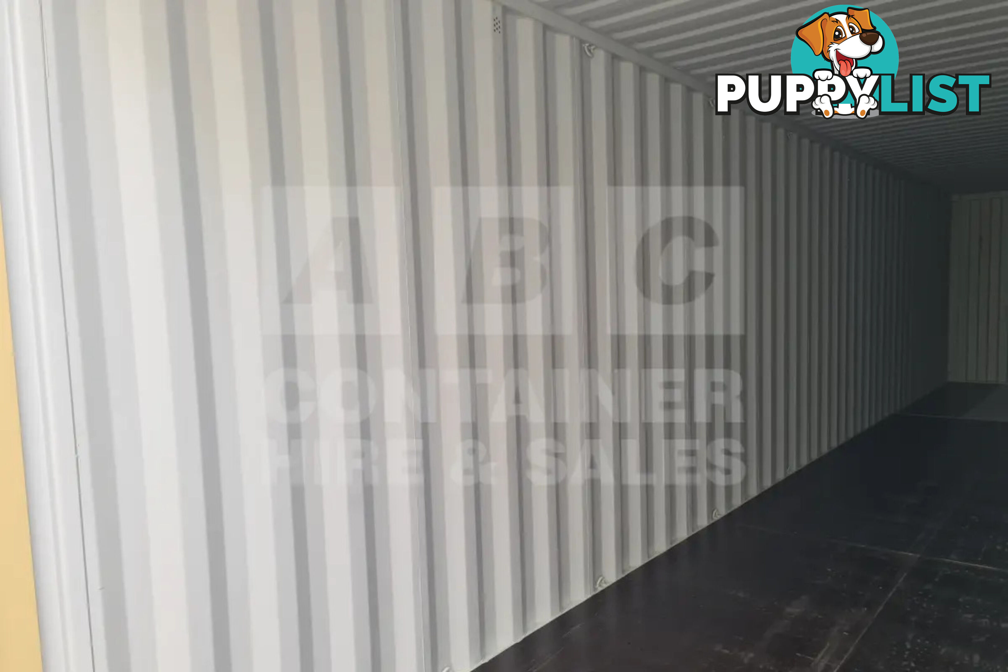 40' HIGH CUBE SHIPPING CONTAINER - in Brisbane