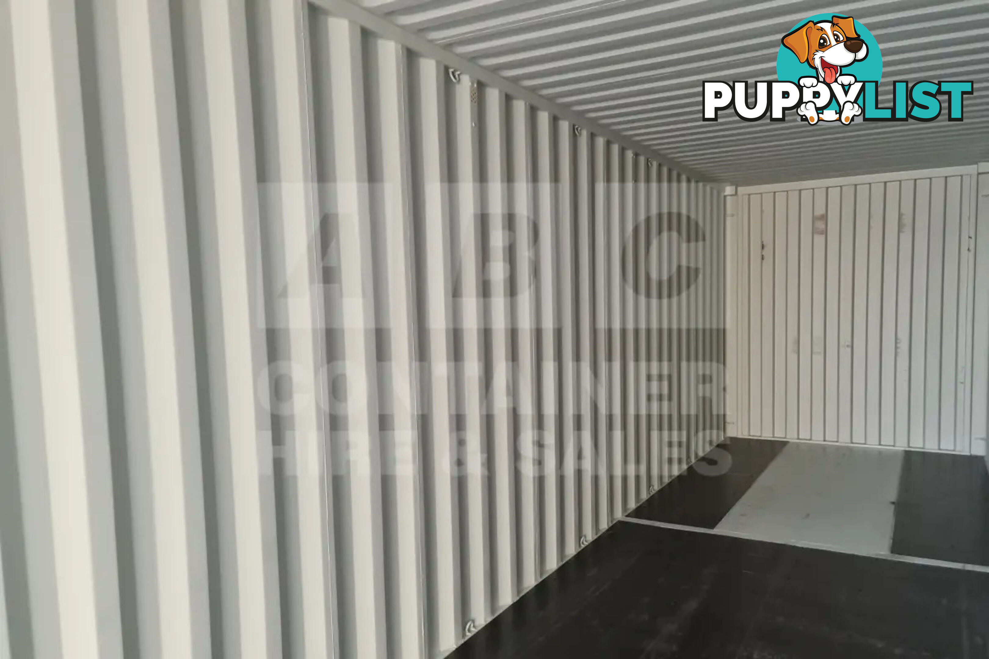 40' HIGH CUBE SHIPPING CONTAINER - in Brisbane