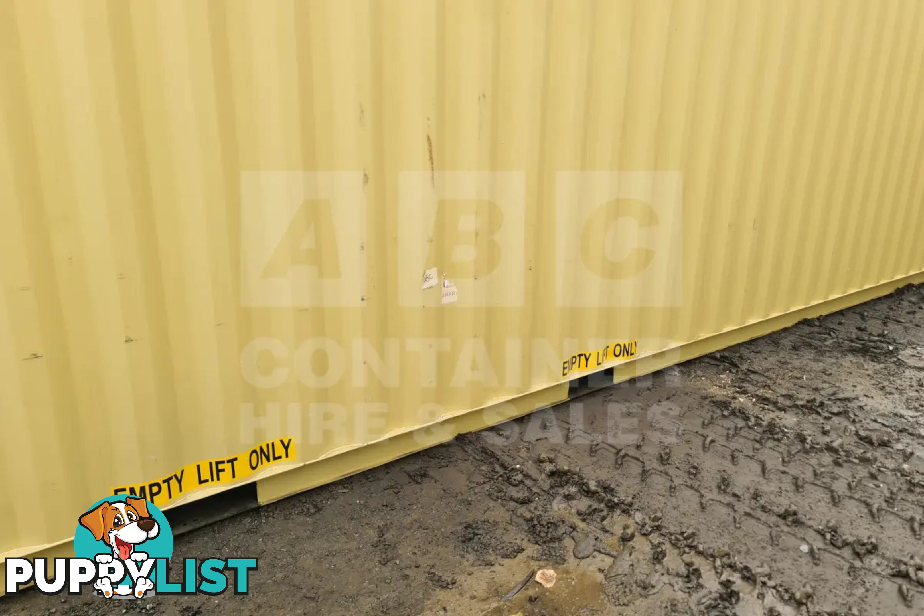 40' HIGH CUBE SHIPPING CONTAINER - in Brisbane