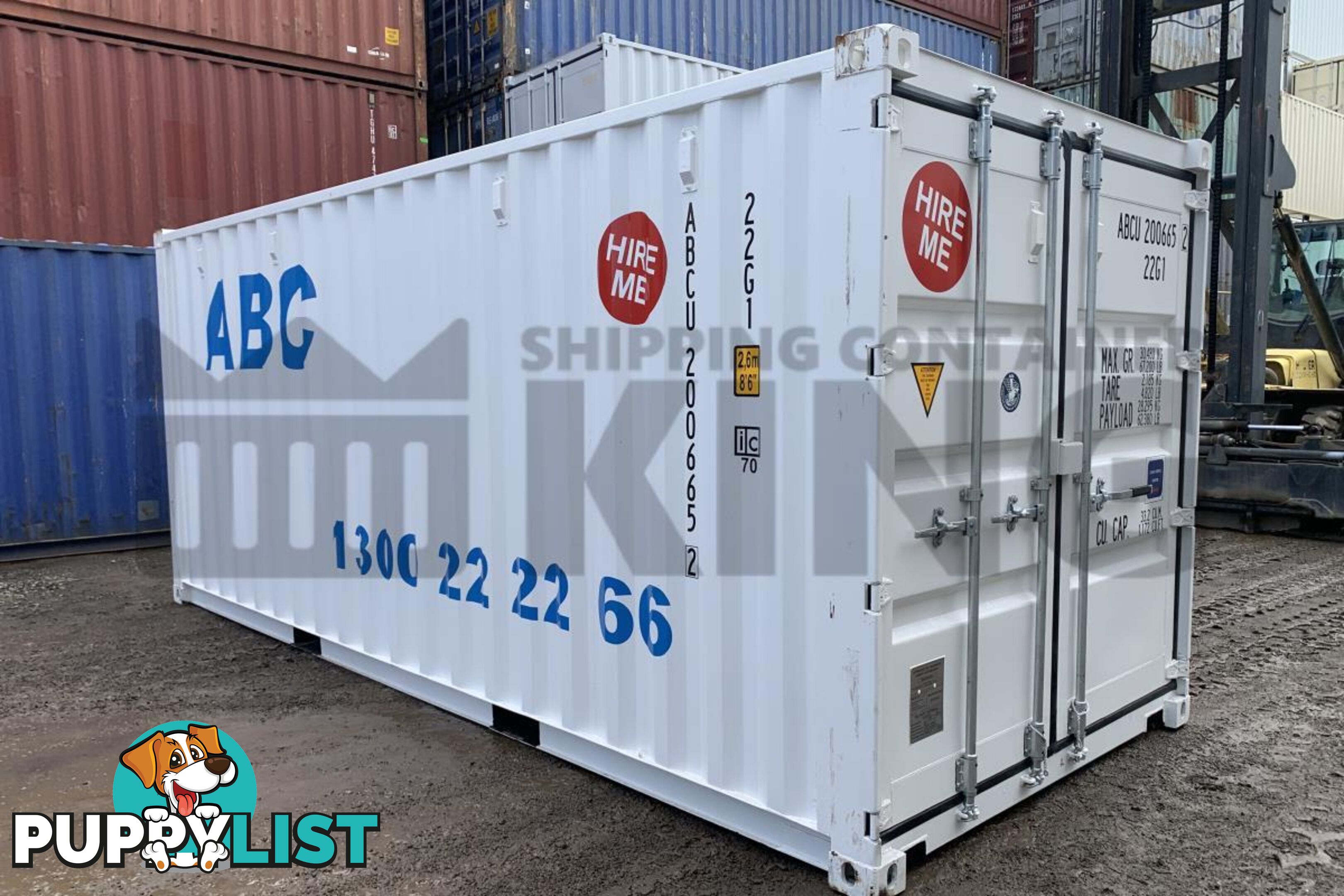 20' STANDARD HEIGHT SHIPPING CONTAINER - in Brisbane