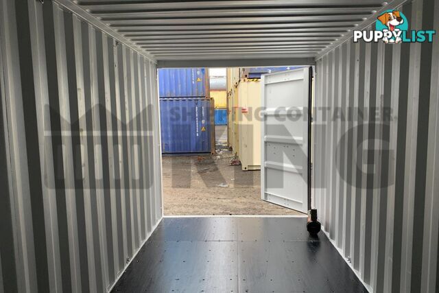 20' STANDARD HEIGHT SHIPPING CONTAINER - in Brisbane
