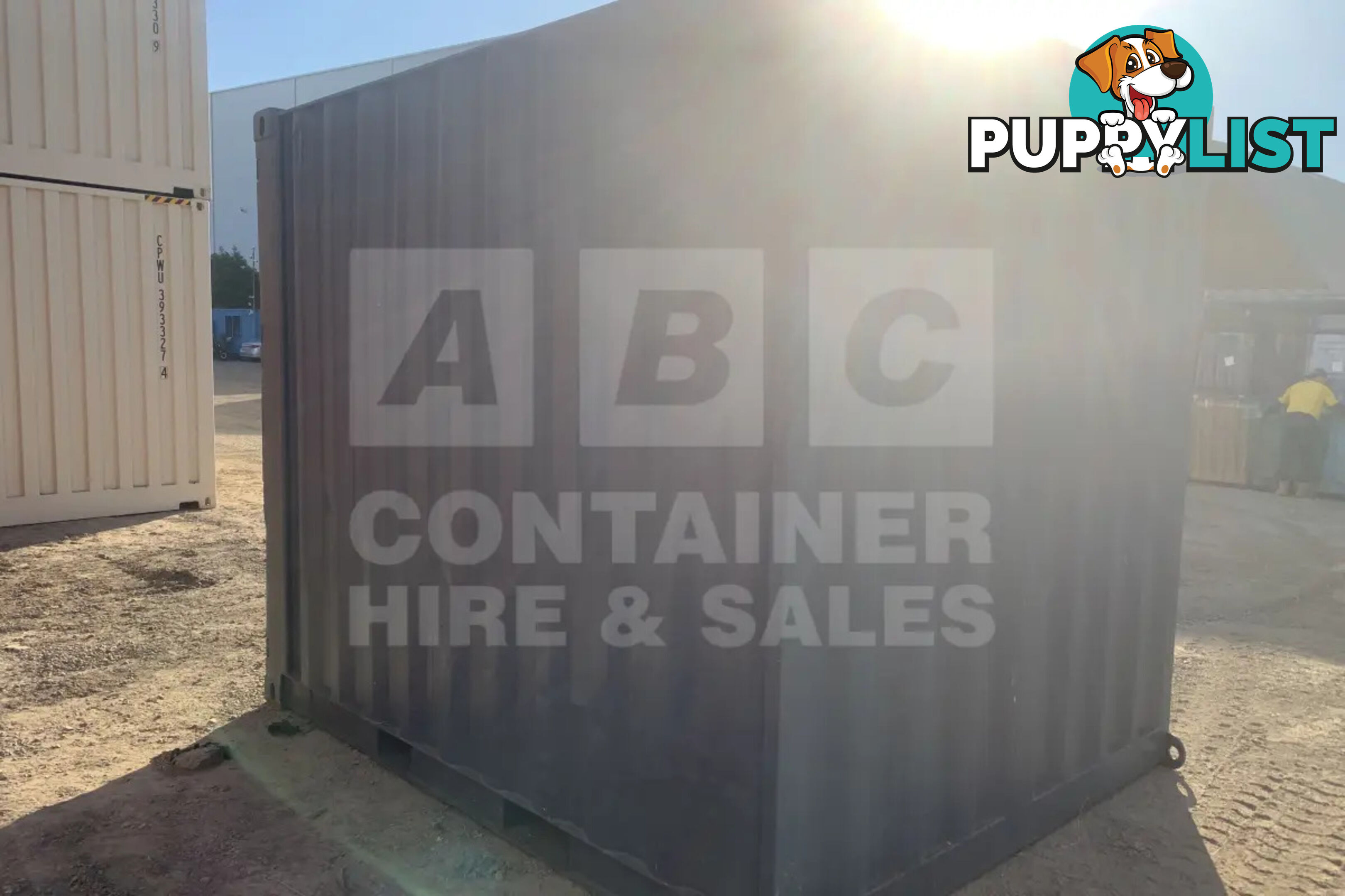 10' STANDARD HEIGHT SHIPPING CONTAINER (CONTAINER DOOR END)