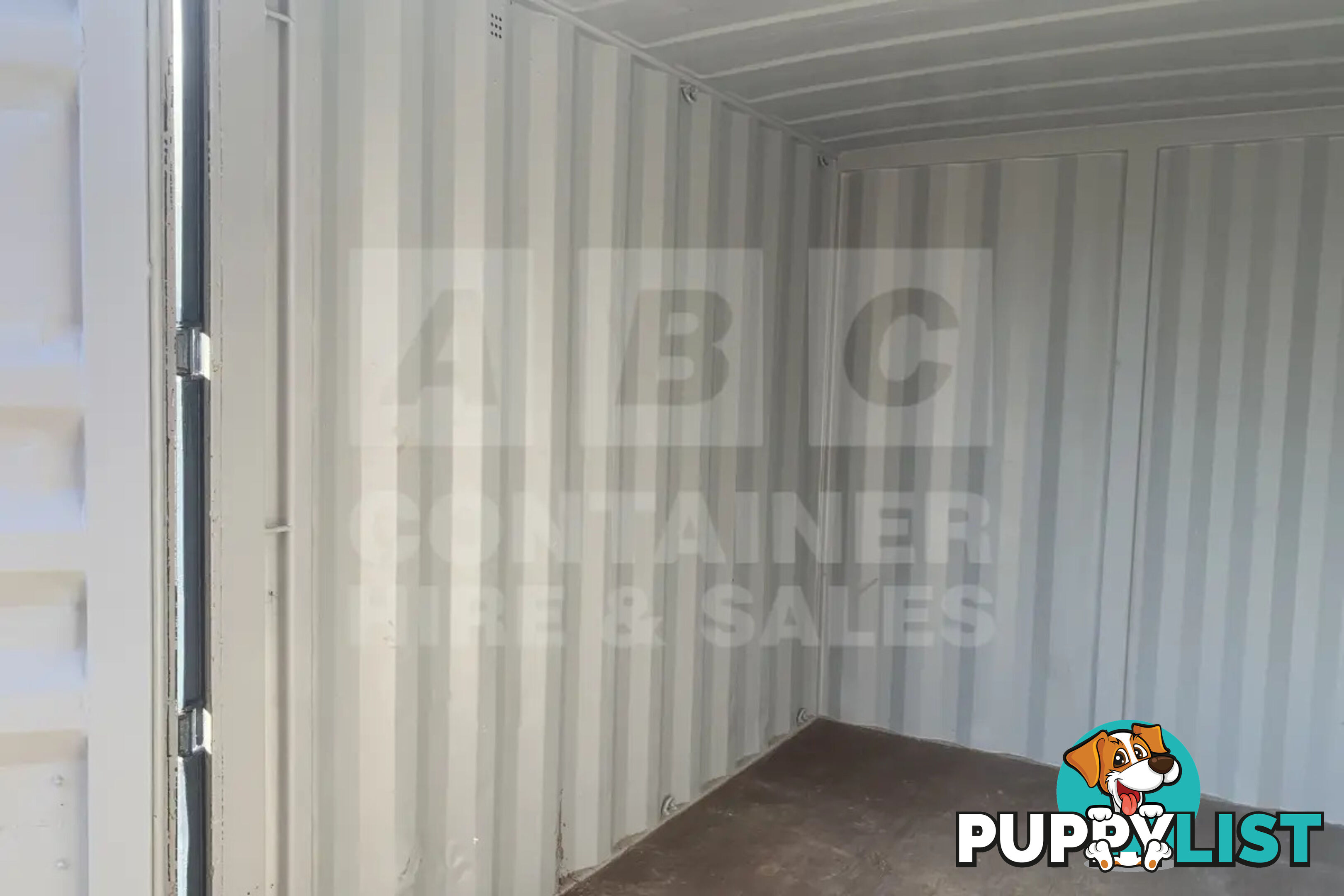 10' STANDARD HEIGHT SHIPPING CONTAINER (CONTAINER DOOR END)