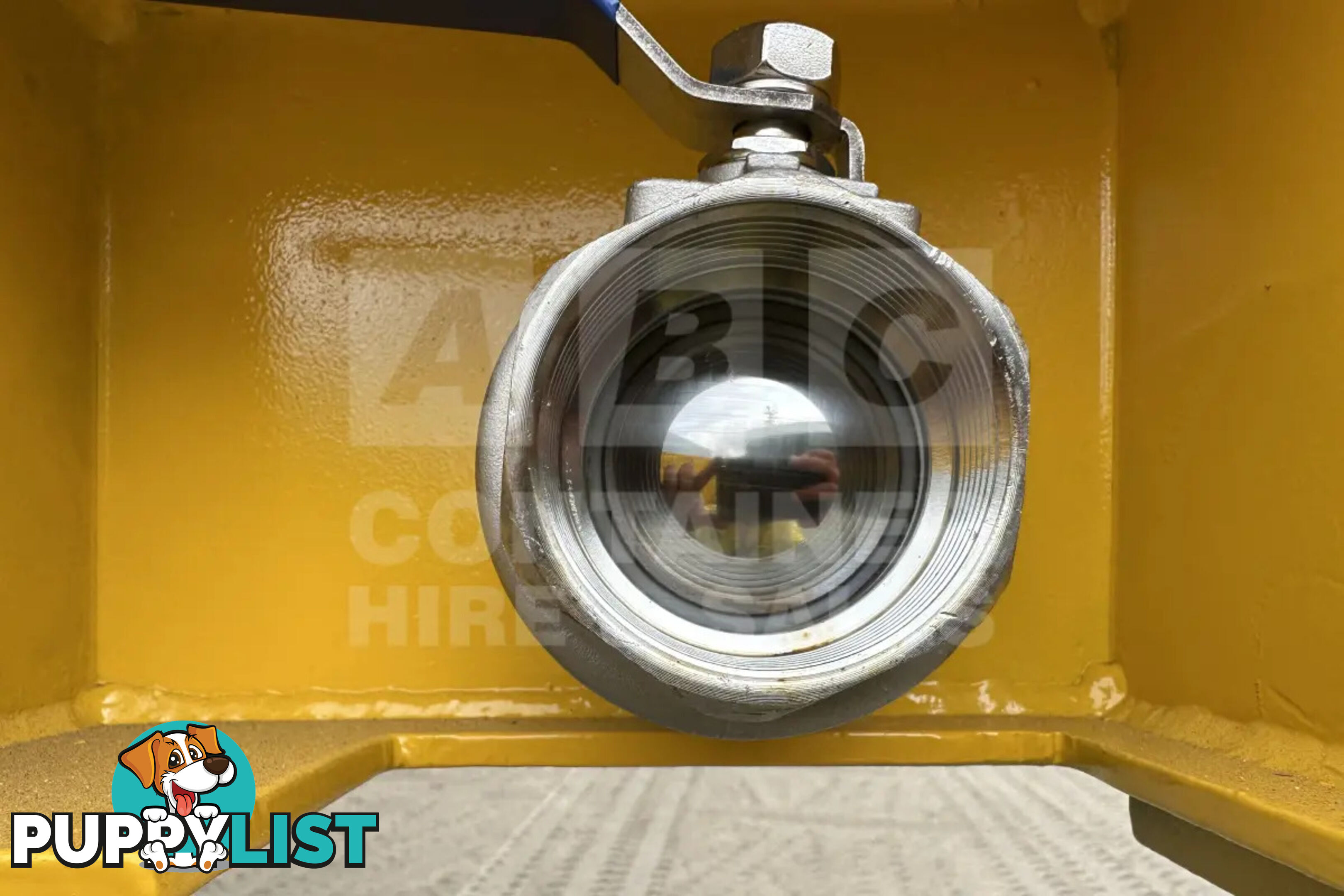 8' DANGEROUS GOODS SHIPPING CONTAINER (4 CORNER POST)