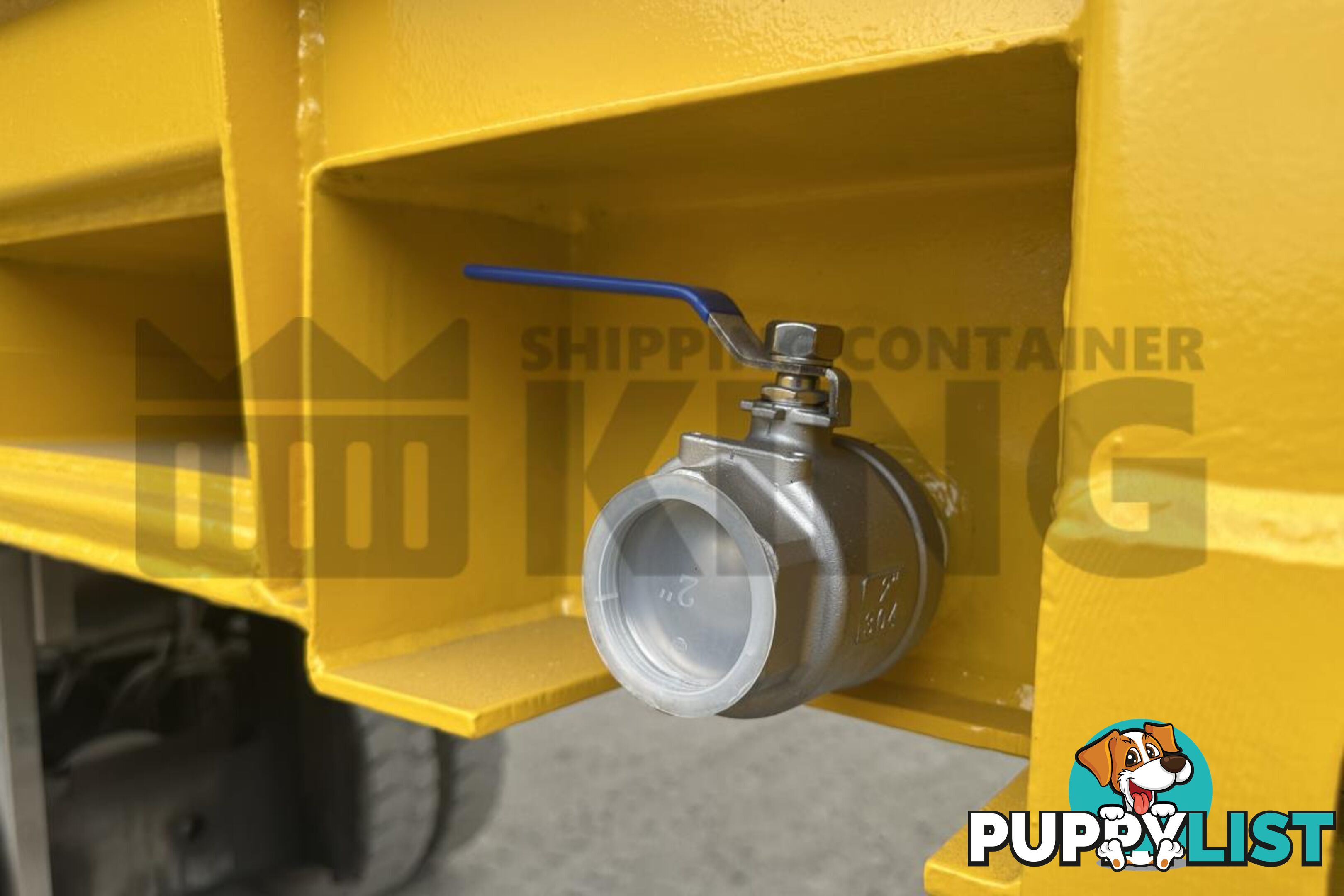 8' DANGEROUS GOODS SHIPPING CONTAINER (4 CORNER POST)