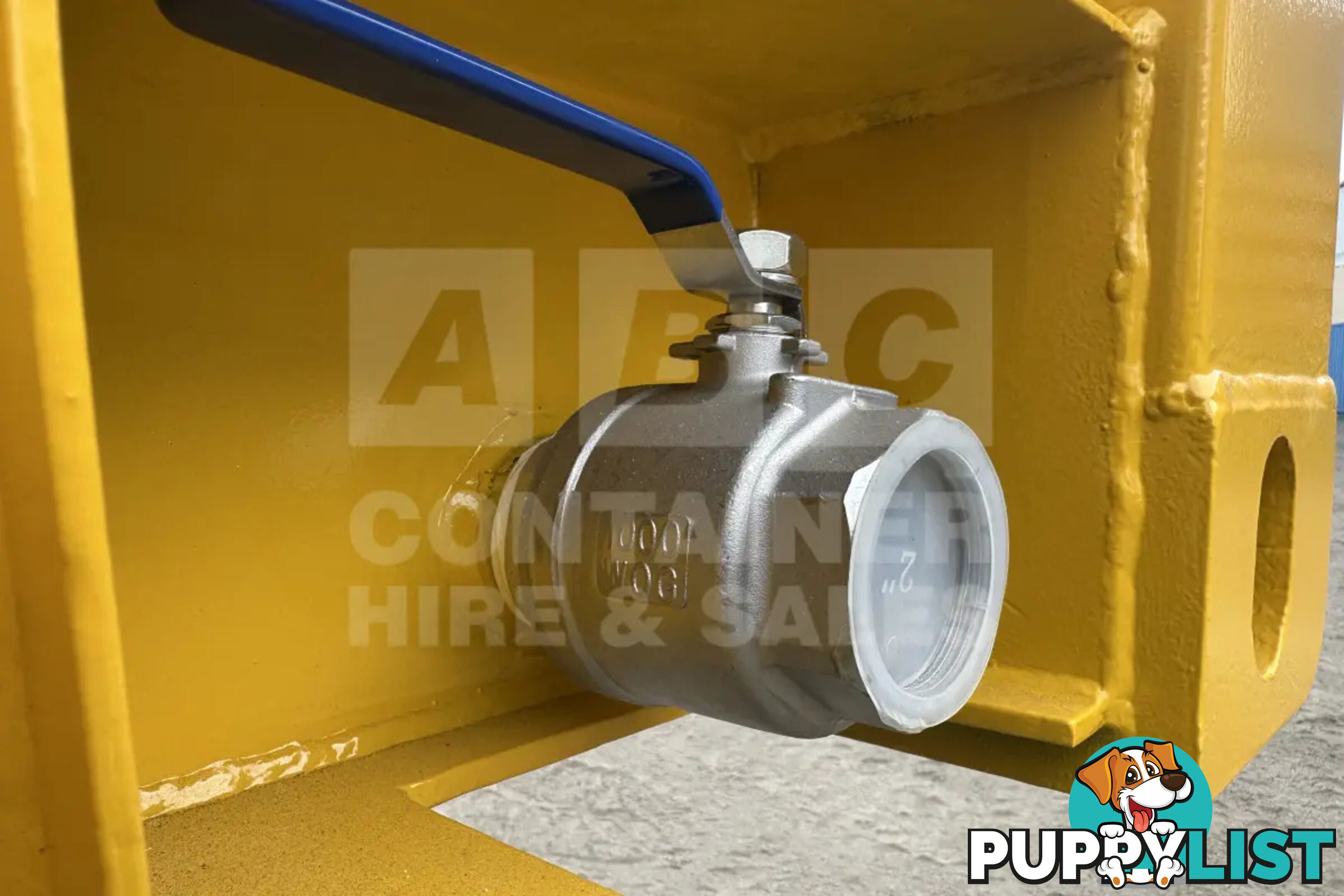 8' DANGEROUS GOODS SHIPPING CONTAINER (4 CORNER POST)
