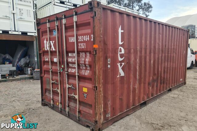 20' STANDARD HEIGHT SHIPPING CONTAINER - in Brisbane