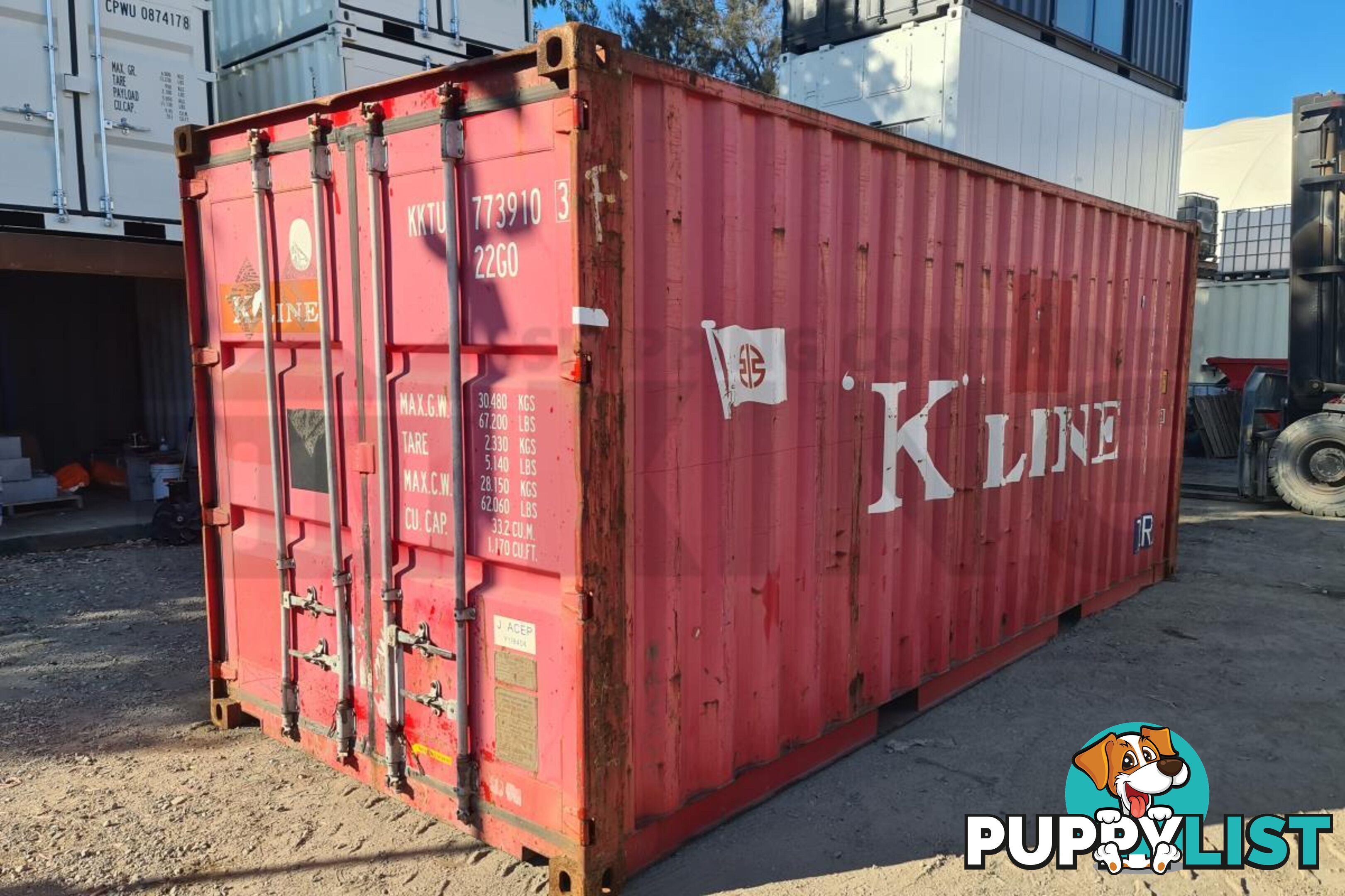 20' STANDARD HEIGHT SHIPPING CONTAINER - in Townsville