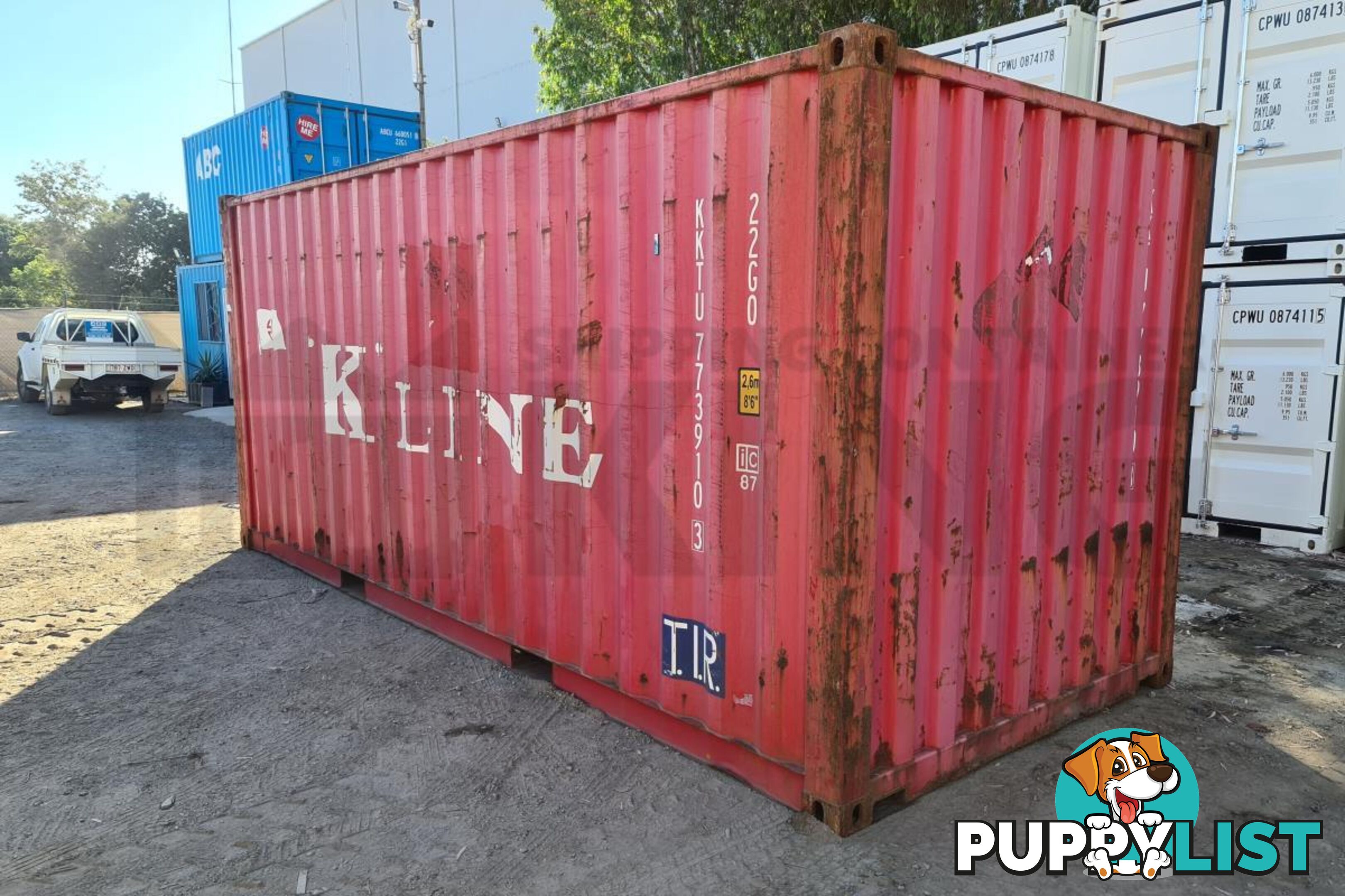 20' STANDARD HEIGHT SHIPPING CONTAINER - in Townsville