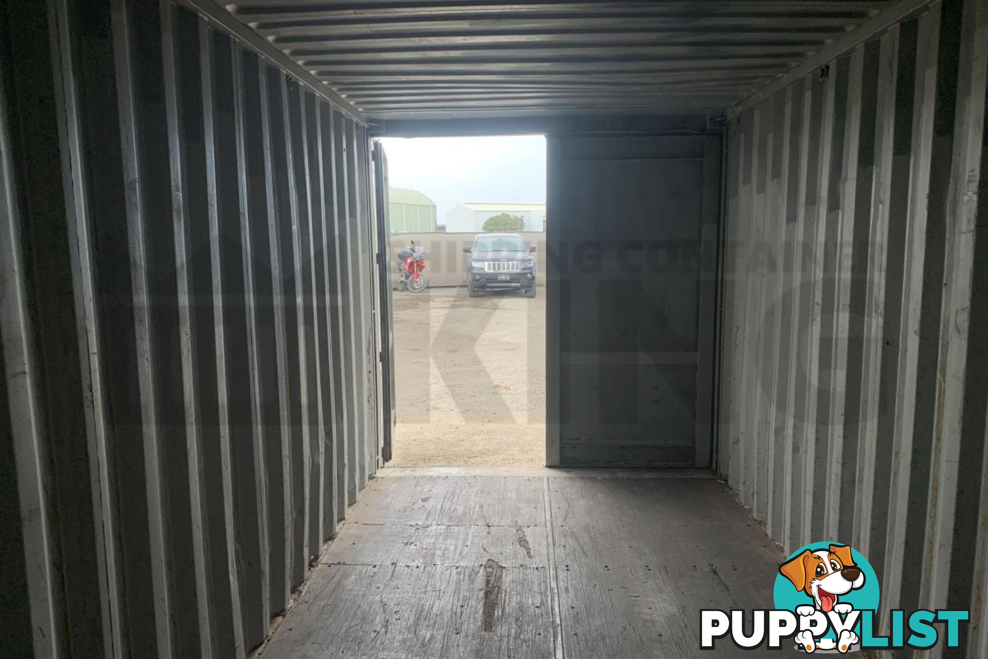 20' STANDARD HEIGHT SHIPPING CONTAINER - in Toowoomba