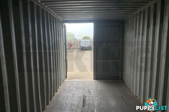 20' STANDARD HEIGHT SHIPPING CONTAINER - in Toowoomba