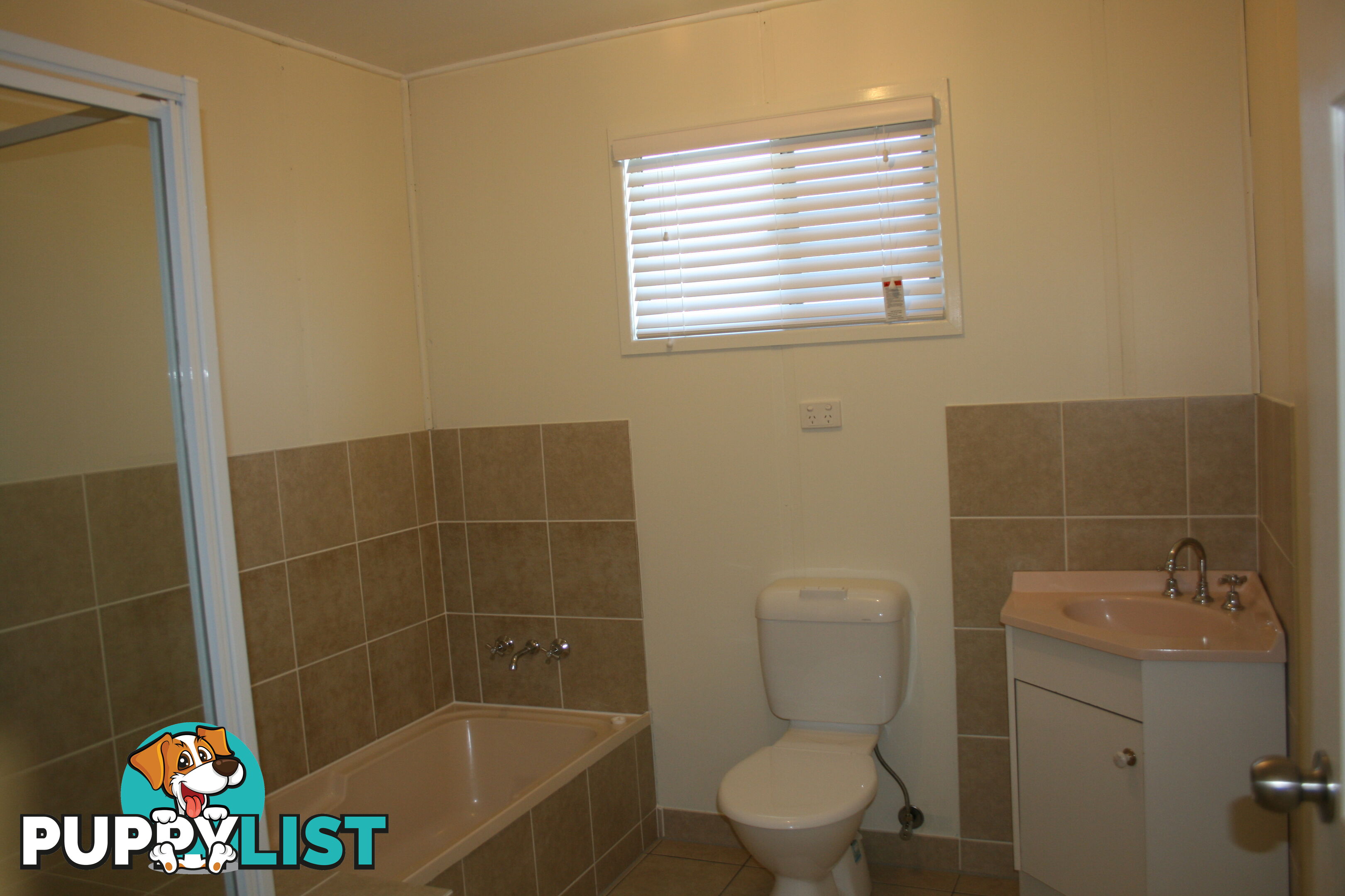 1A Lindsay St Bundamba QLD 4304