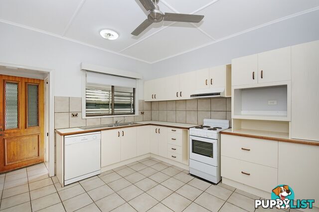 60 Henry Street WEST END QLD 4810