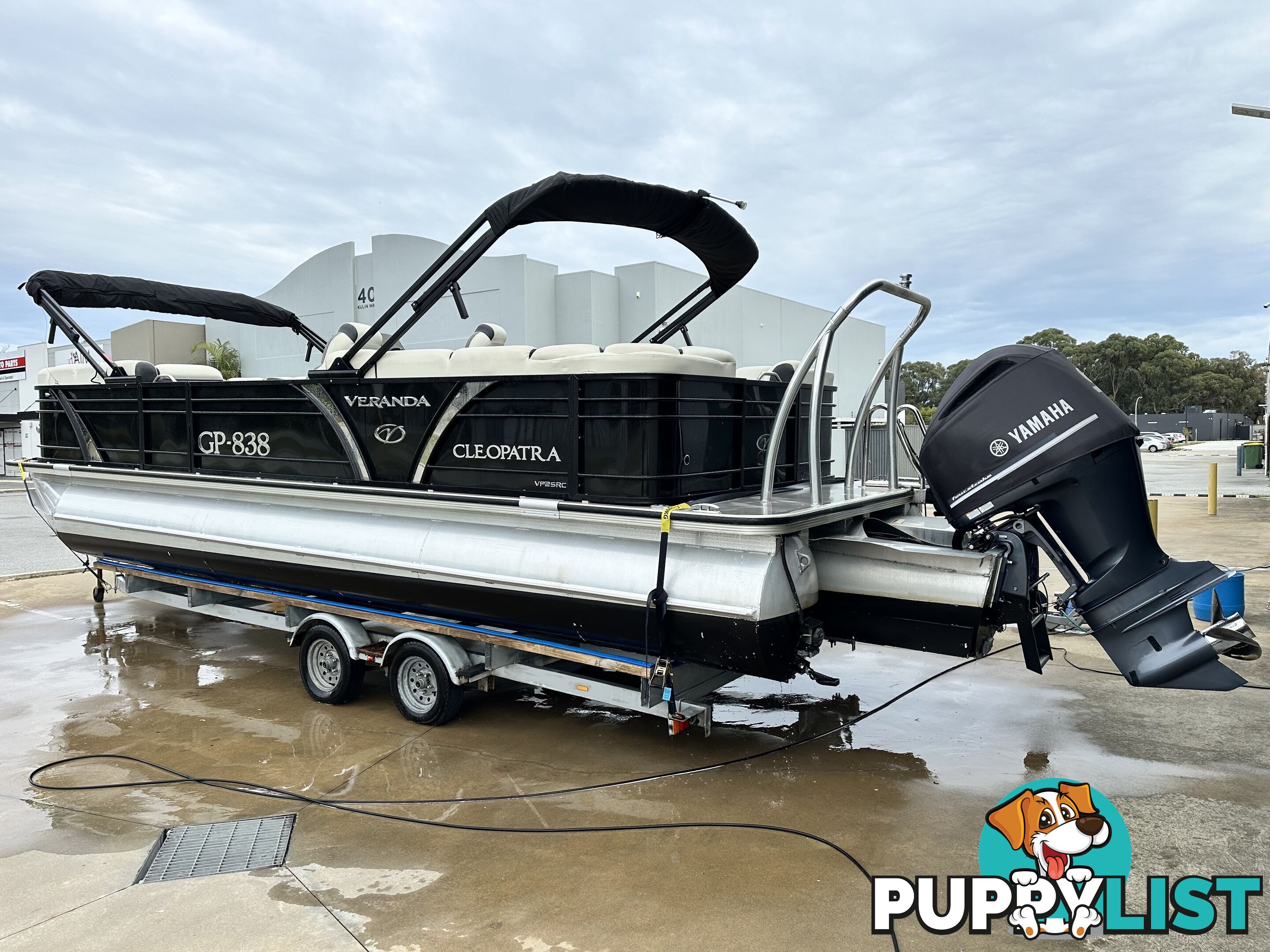 2021 Veranda VP25RC Pontoon Boat (Tritoon)