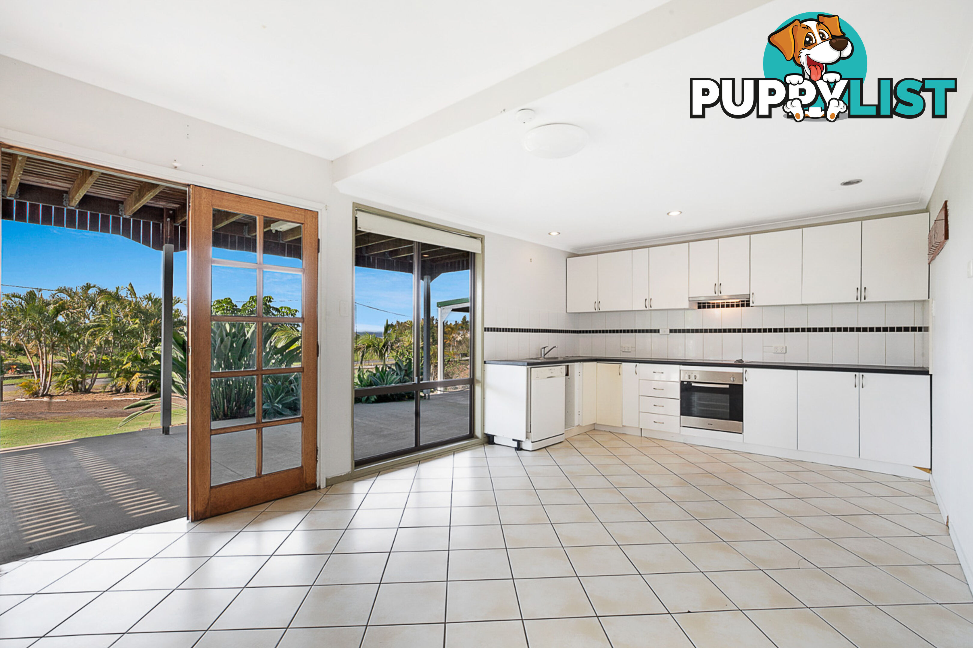 51 Kingfisher Drive RIVER HEADS QLD 4655