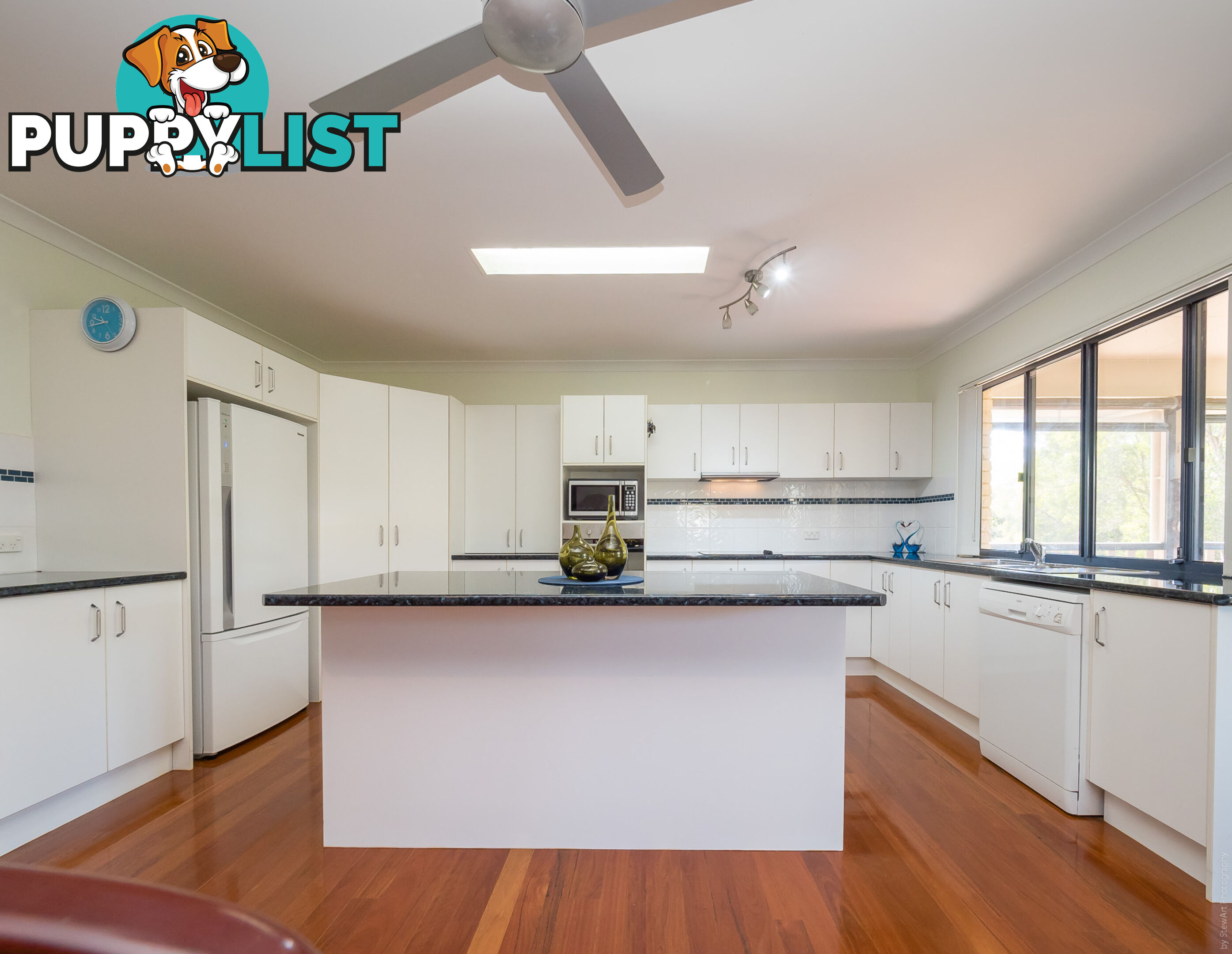 17 Highview Drive CRAIGNISH QLD 4655