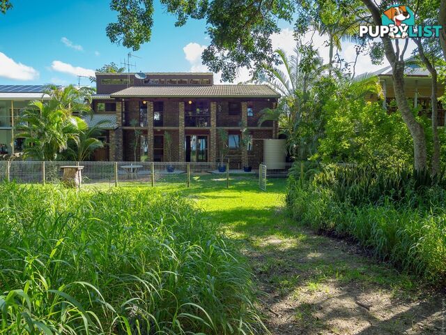 6 Shellcot Street TOOGOOM QLD 4655