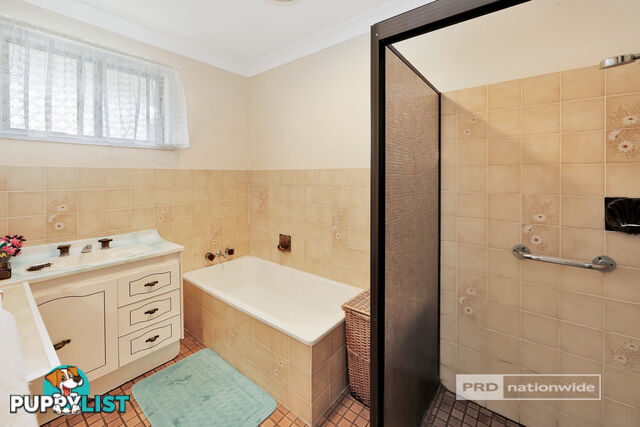 5 Clarke Street PIALBA QLD 4655