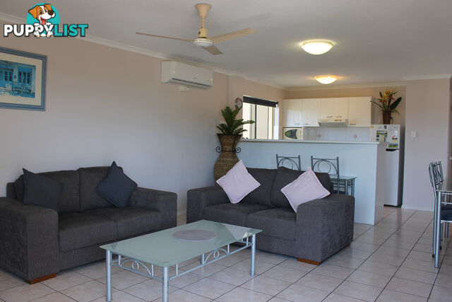 9/496 Esplanade TORQUAY QLD 4655