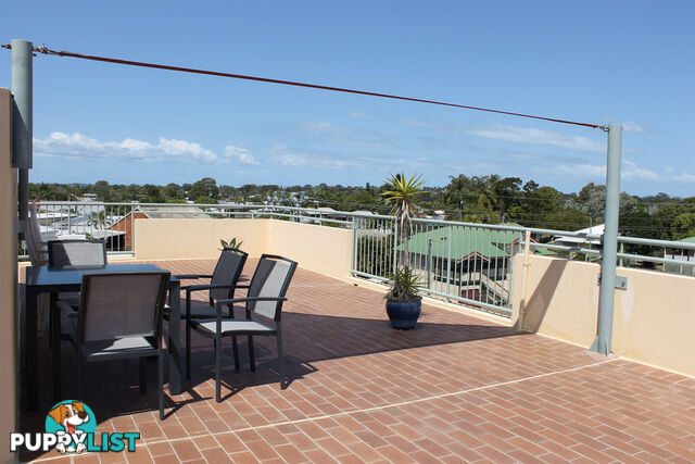 9/496 Esplanade TORQUAY QLD 4655
