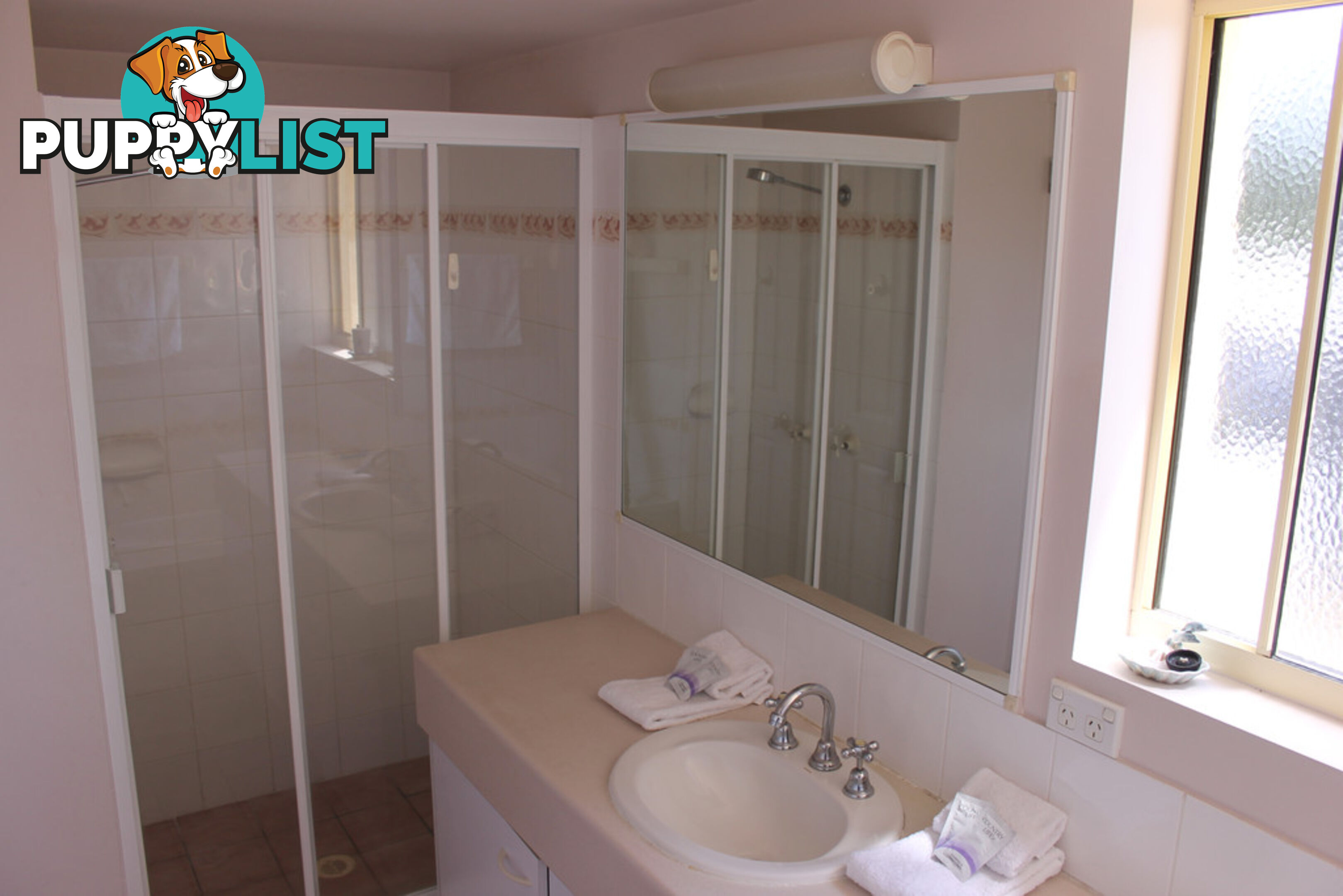 9/496 Esplanade TORQUAY QLD 4655