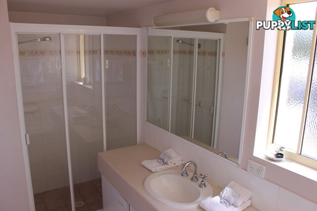 9/496 Esplanade TORQUAY QLD 4655