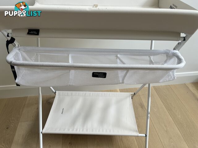 Valco Baby change table