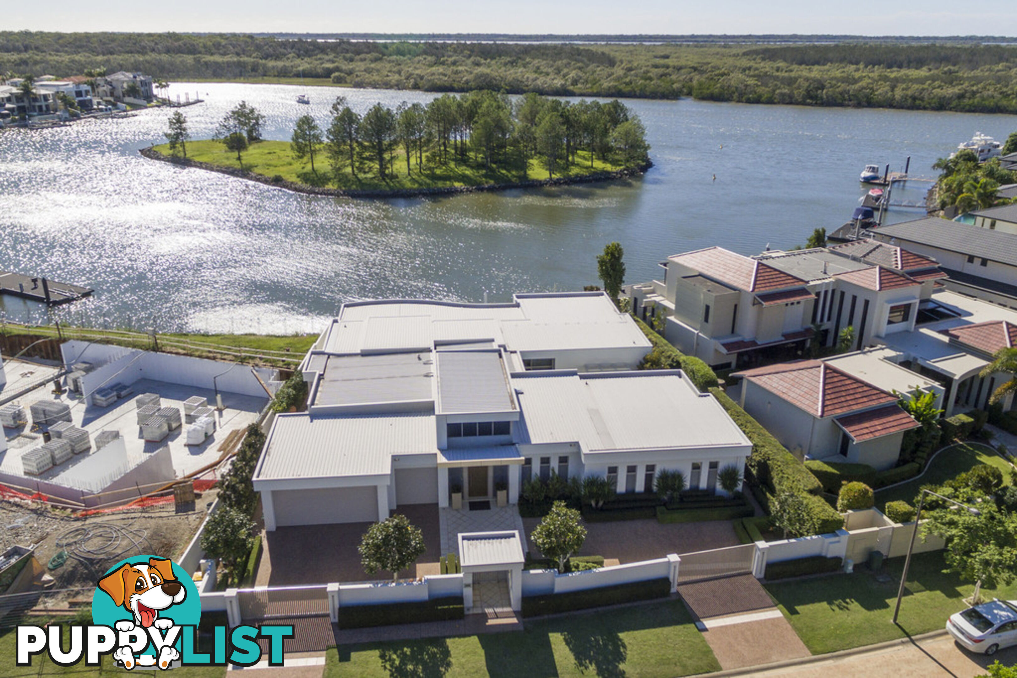 2096 The Circle SANCTUARY COVE QLD 4212