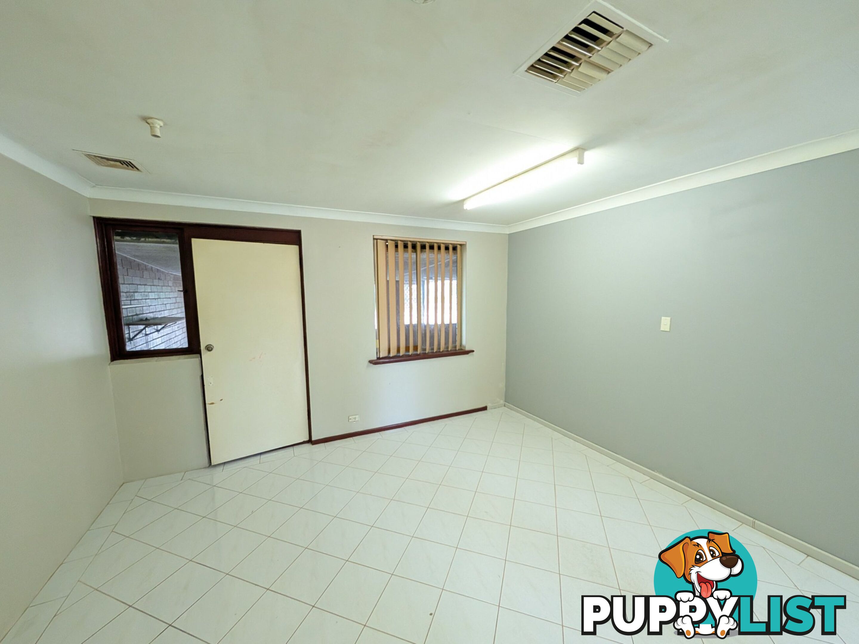 7 Woodford Court KOONDOOLA WA 6064