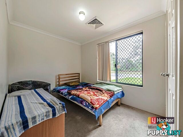 32 Gibb Crescent WESTMINSTER WA 6061