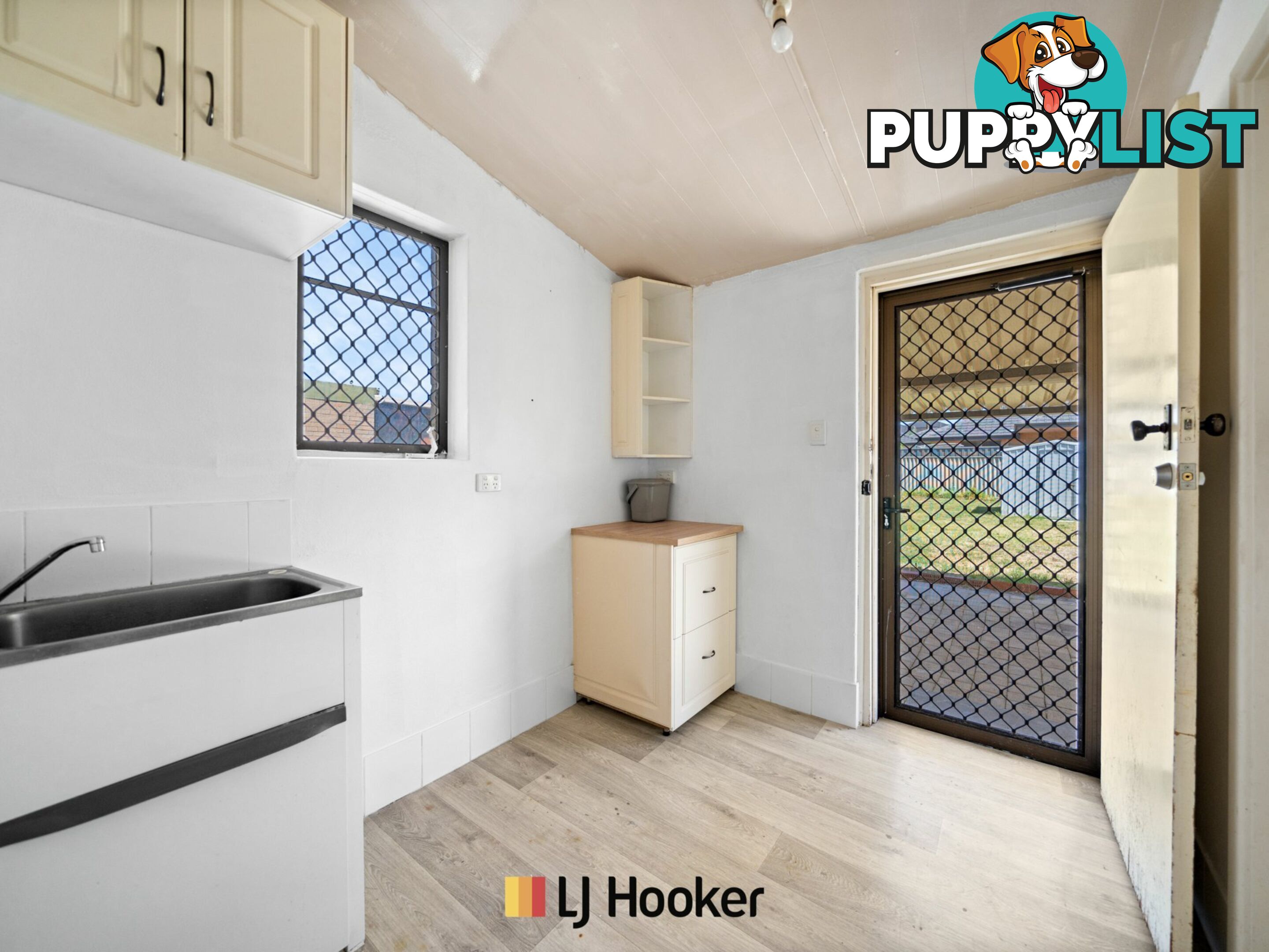 51 Charnwood St MORLEY WA 6062