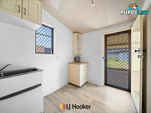 51 Charnwood St MORLEY WA 6062