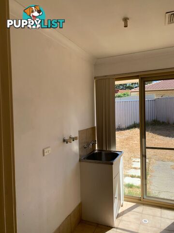 17b Sarre Place MARANGAROO WA 6064