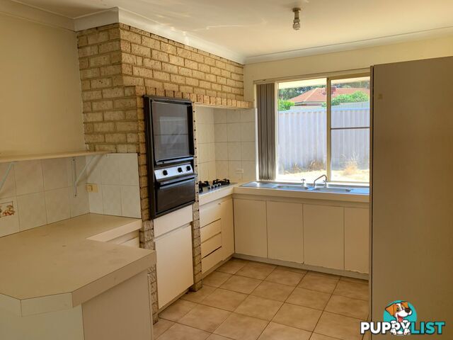 17b Sarre Place MARANGAROO WA 6064