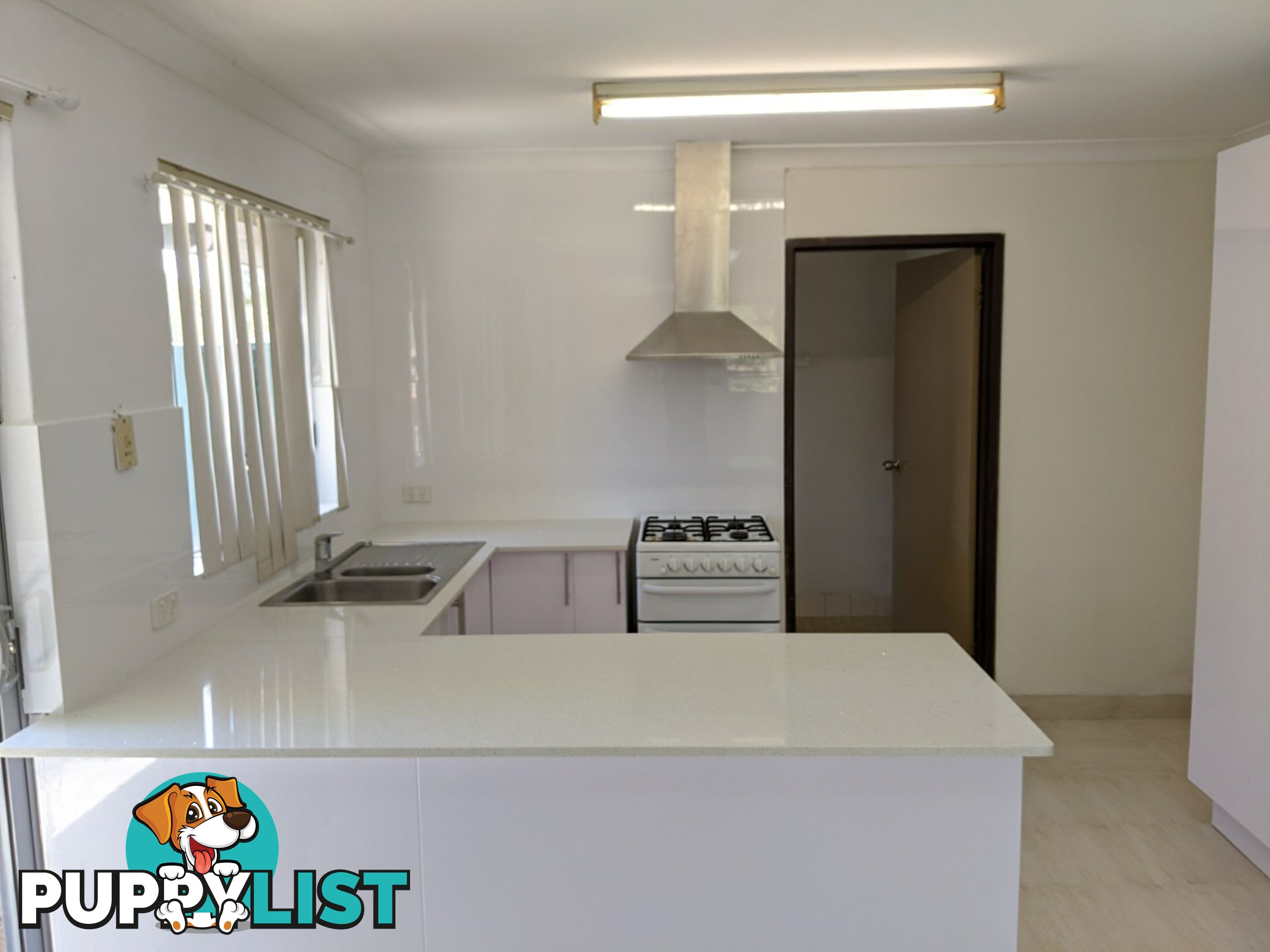 42 Ipswich Crescent GIRRAWHEEN WA 6064