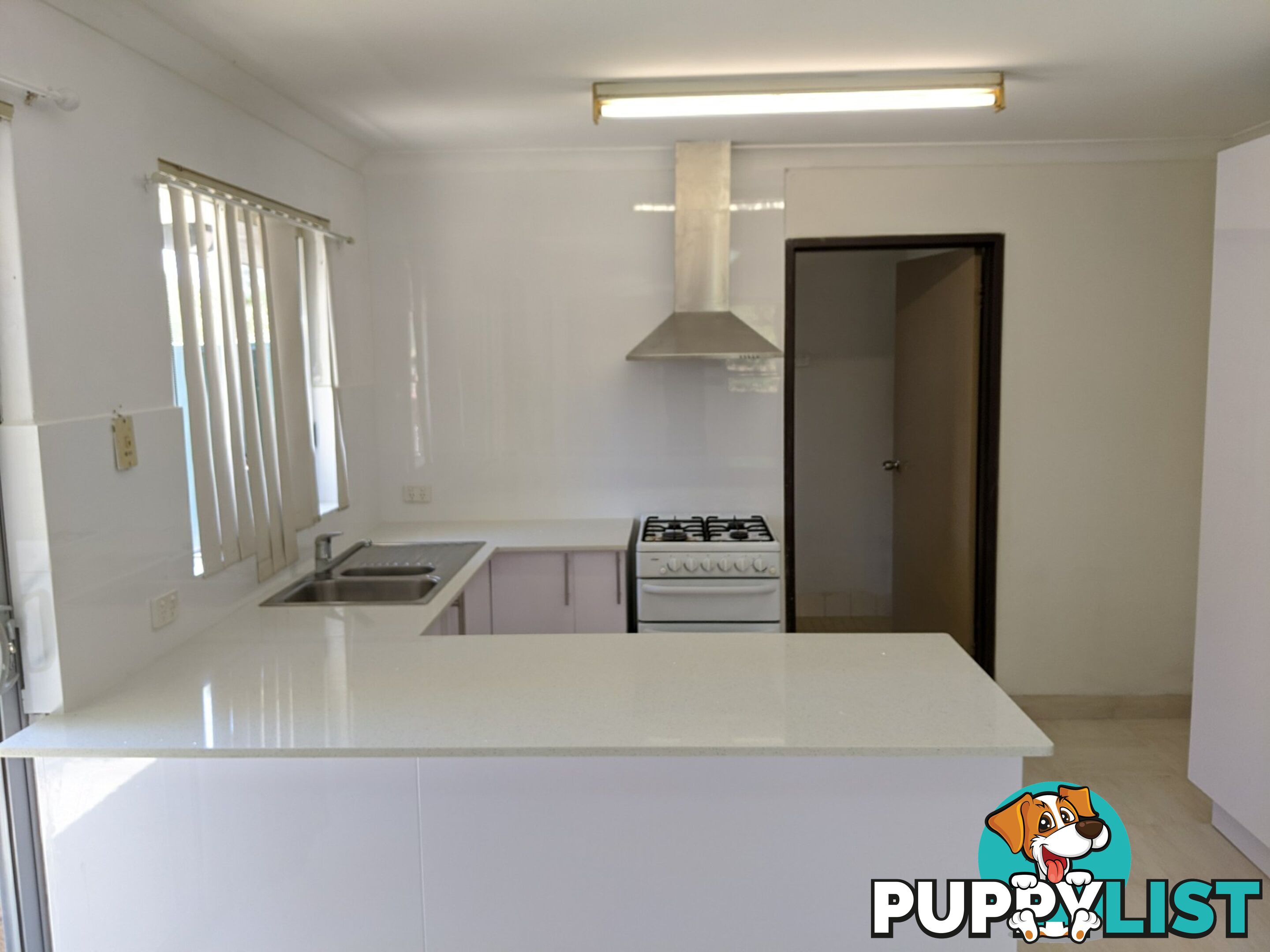 42 Ipswich Crescent GIRRAWHEEN WA 6064