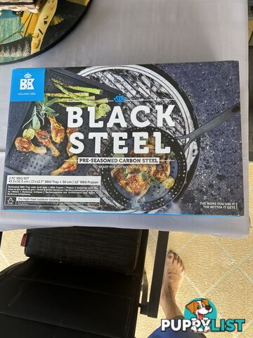 BBQ set Pan & Tray perforated & Preseasoned