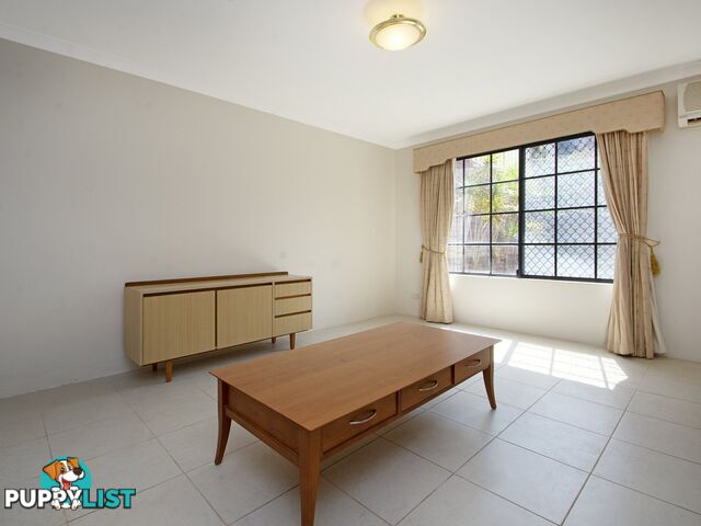 2/13 Hardy Road BASSENDEAN WA 6054