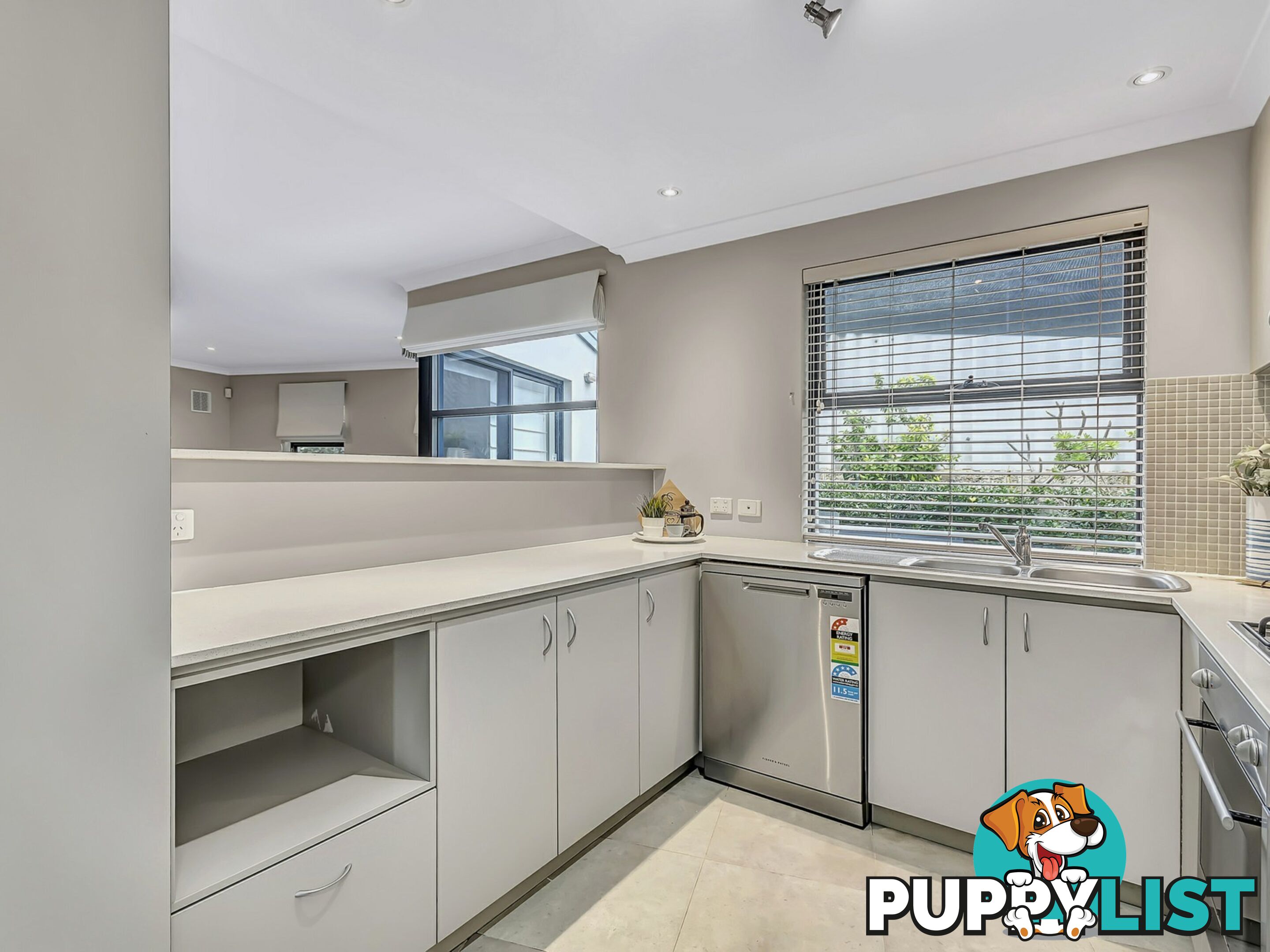 6/6 Nautilus Crescent SCARBOROUGH WA 6019