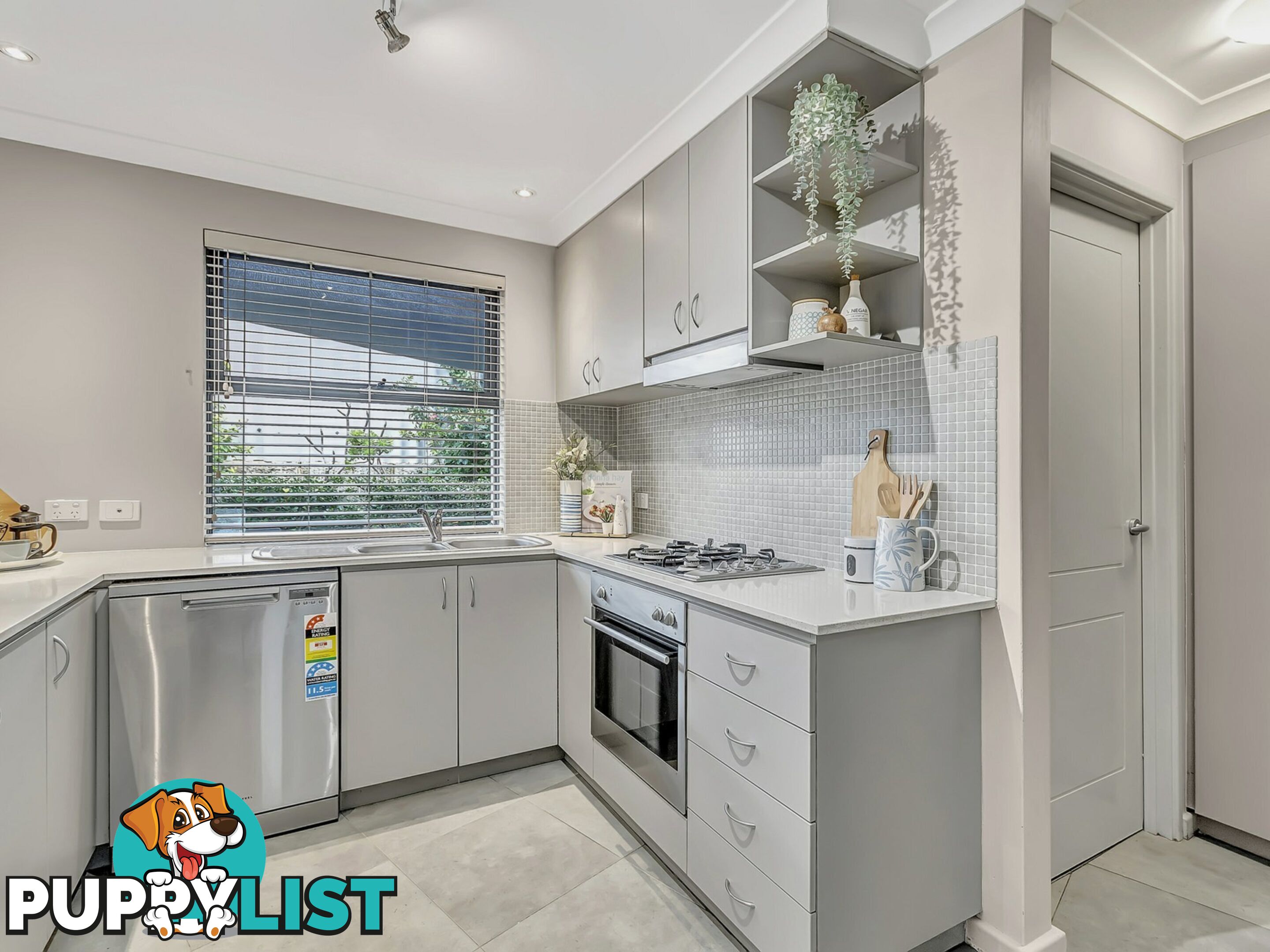 6/6 Nautilus Crescent SCARBOROUGH WA 6019