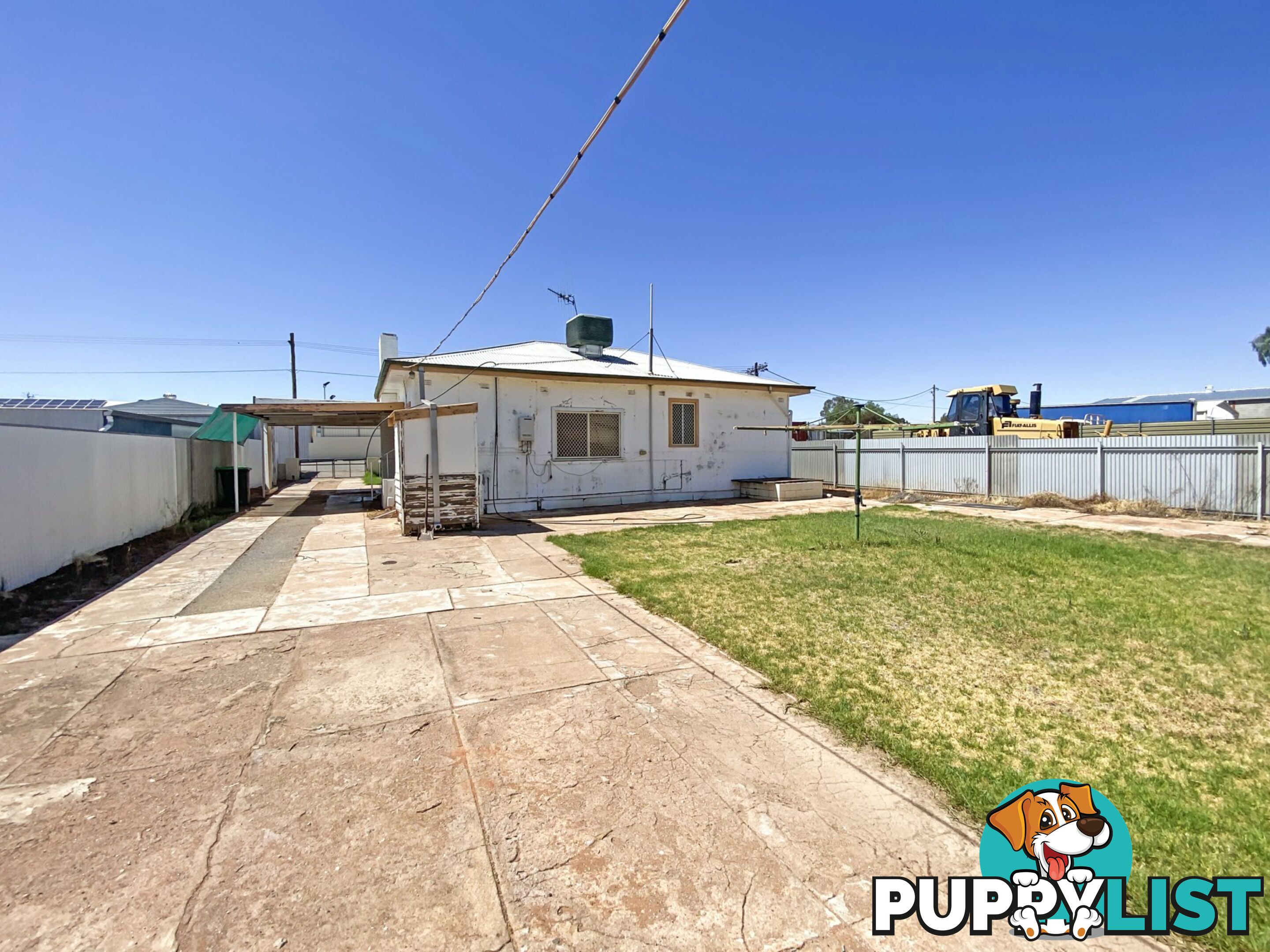 124 Newton Lane BROKEN HILL NSW 2880