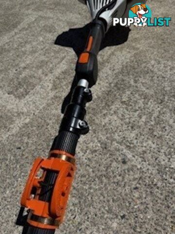 STIHL HT 133 telescopic pole tree pruner