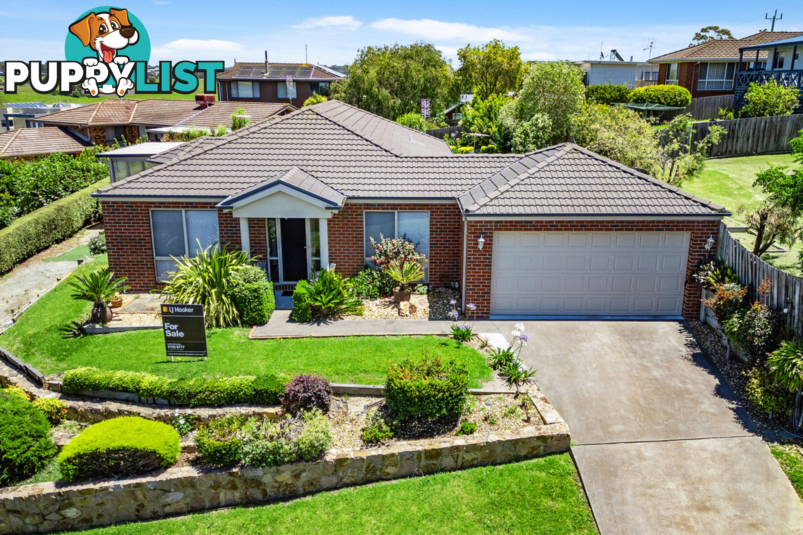 11 Hillcrest Rise LAKES ENTRANCE VIC 3909