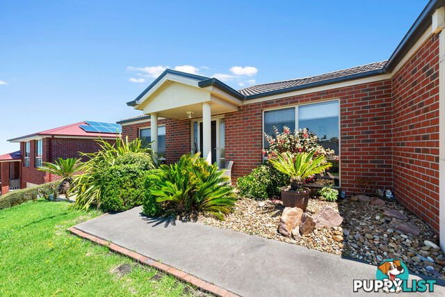 11 Hillcrest Rise LAKES ENTRANCE VIC 3909