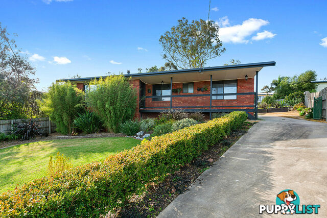 15 Ocean Court LAKES ENTRANCE VIC 3909