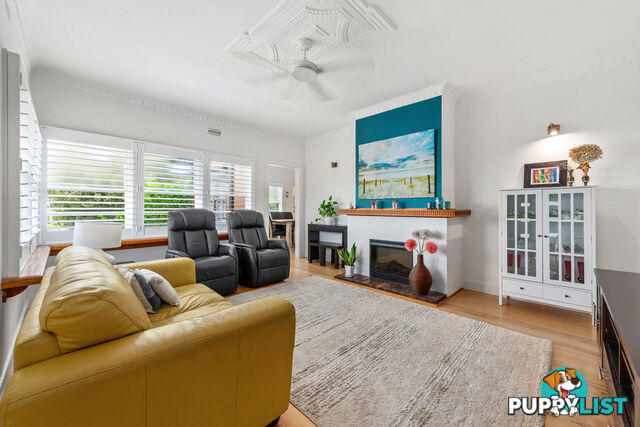 1/16 Bulmer Street LAKES ENTRANCE VIC 3909